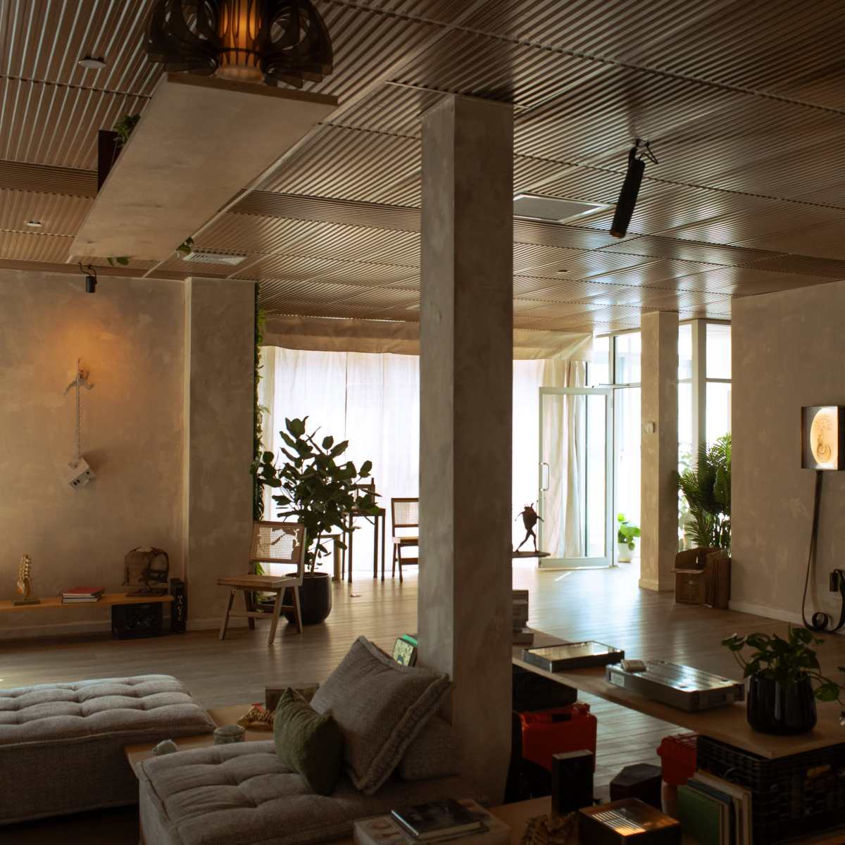 Huge Penthouse Artist Studio with 2 Large Balconies Overlooking ...
