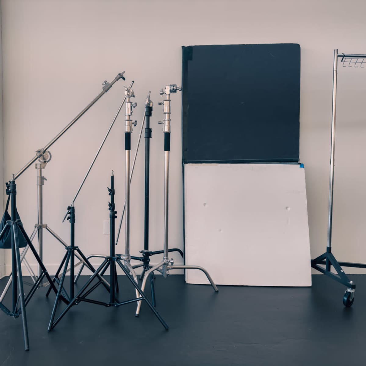 Multipurpose Creative Studio #004 with a Ton of Natural Light in los angeles Image in Central LA, los angeles, CA
