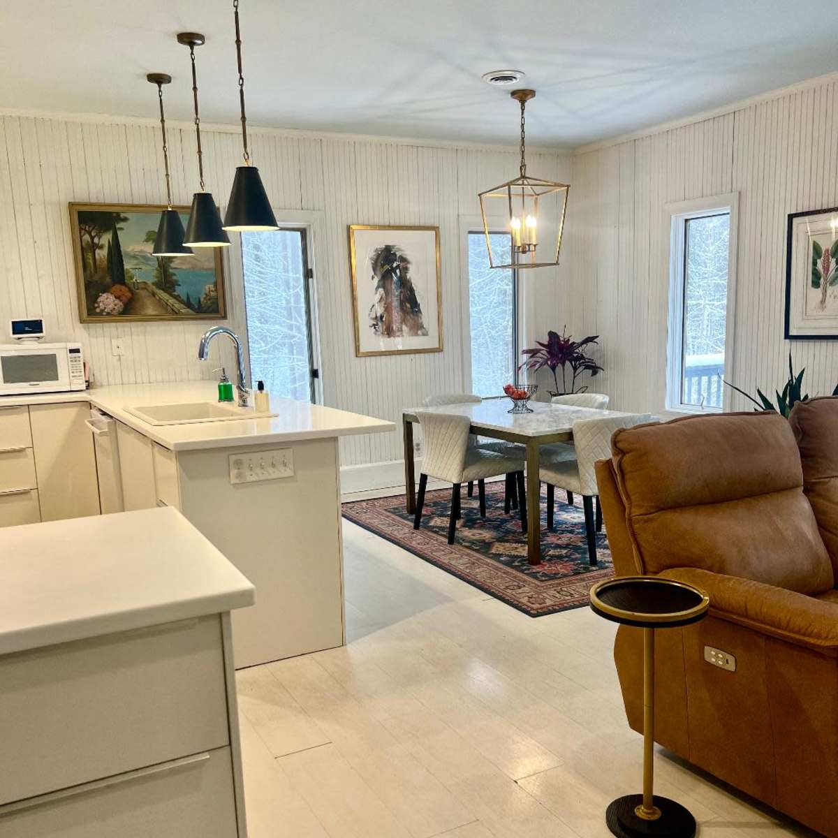 1897 Carriage House in the Woods with Natural Light and Outdoor Space in Wenonah Image in , Wenonah, NJ