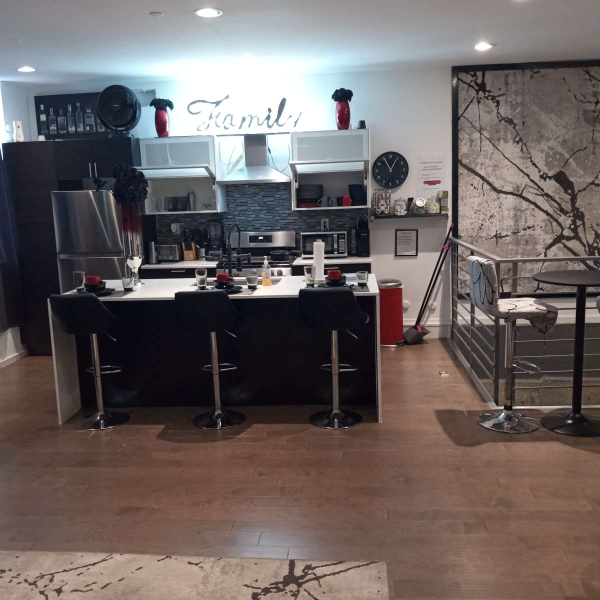 3,000 sq ft bi level apartment that is fit for many uses. in Philadelphia Image in North Philadelphia, Philadelphia, PA