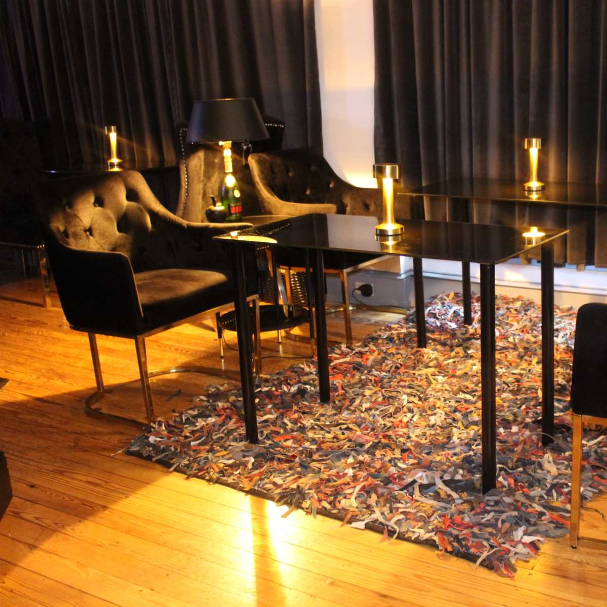 Modern Private Lounge w/ Bar & Kitchenette for your next Event in Jenkintown Image in Jenkintown, Jenkintown, PA