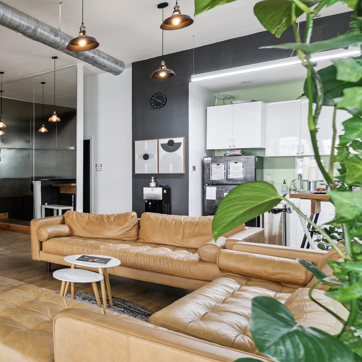 Open Layout Event Space 2 w/ Tables + Chairs, Philadelphia, PA | Event ...