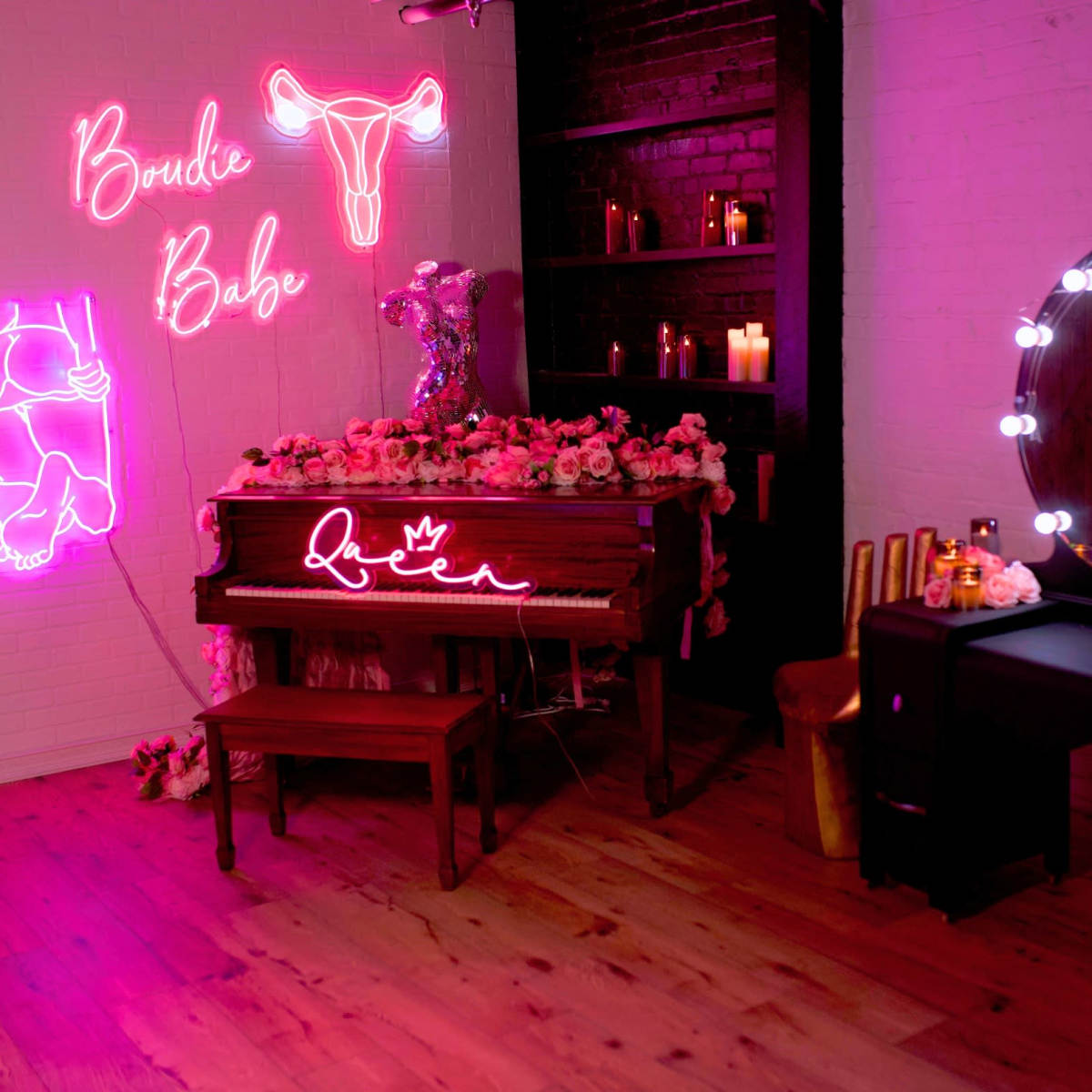 Kansas City Neon Babe Studio in Kansas City Image in Downtown Kansas City, Kansas City, MO