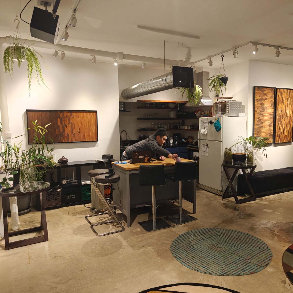 Cozy multi use Studio Space next to Downtown Vancouver in Vancouver Image in East Vancouver, Vancouver, BC