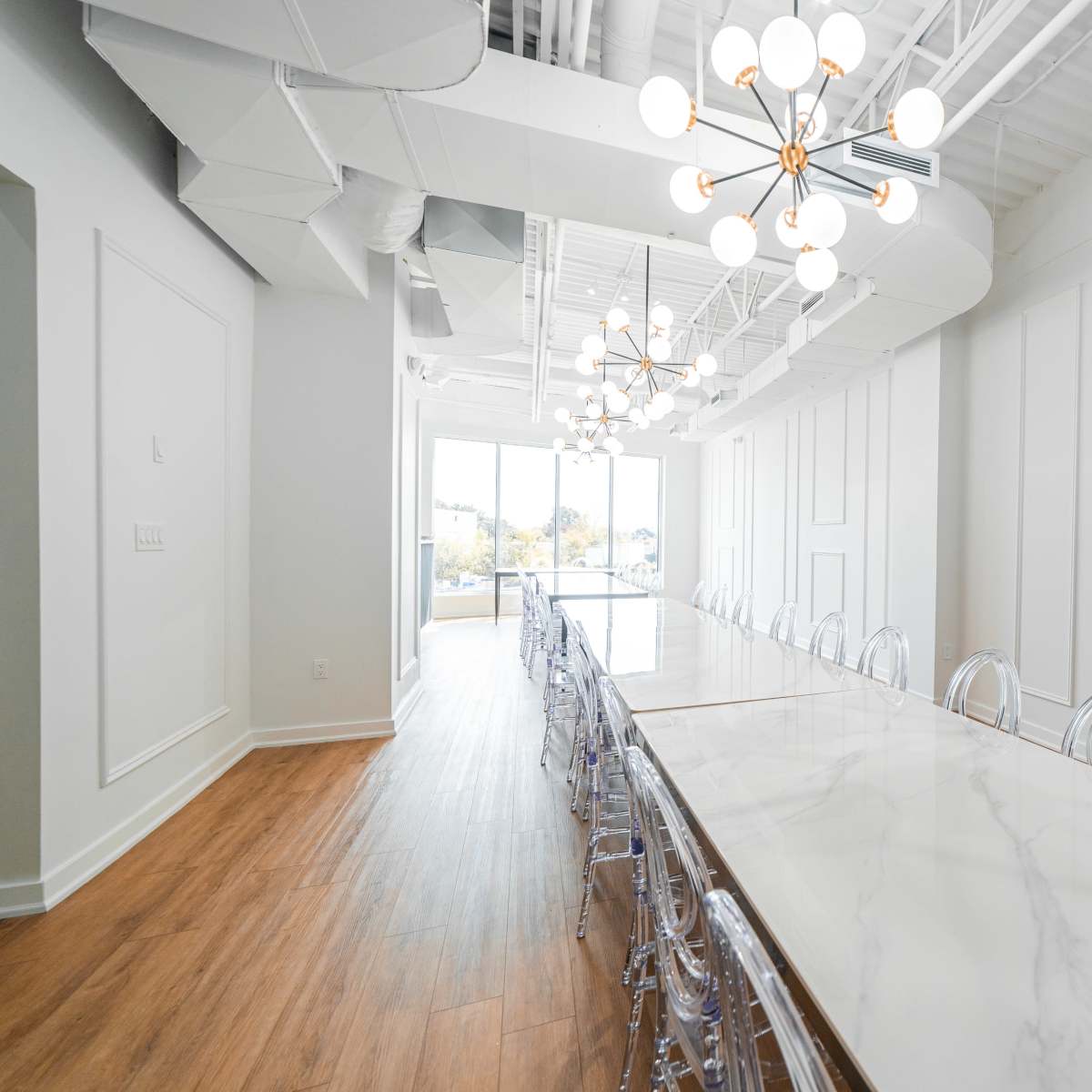 Curated Modern Black and White Ajax Studio Space Lots of Natural Light in Ajax Image in Ajax, Ajax, ON