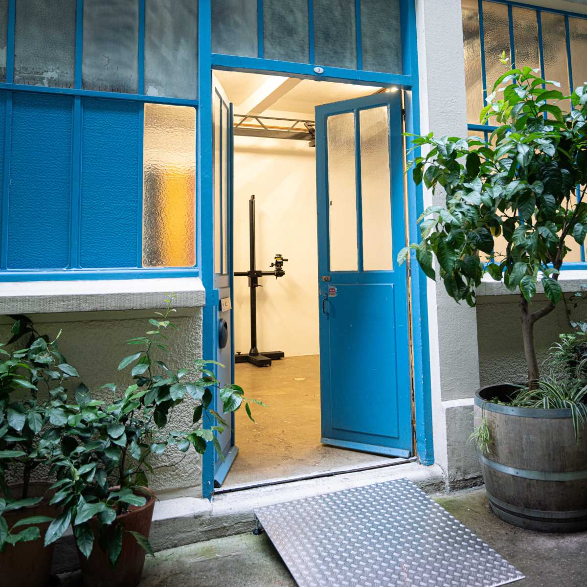 Studio photo/vidéo loué vidé ou équipé in PARIS Image in Grandes-Carrières, PARIS, 