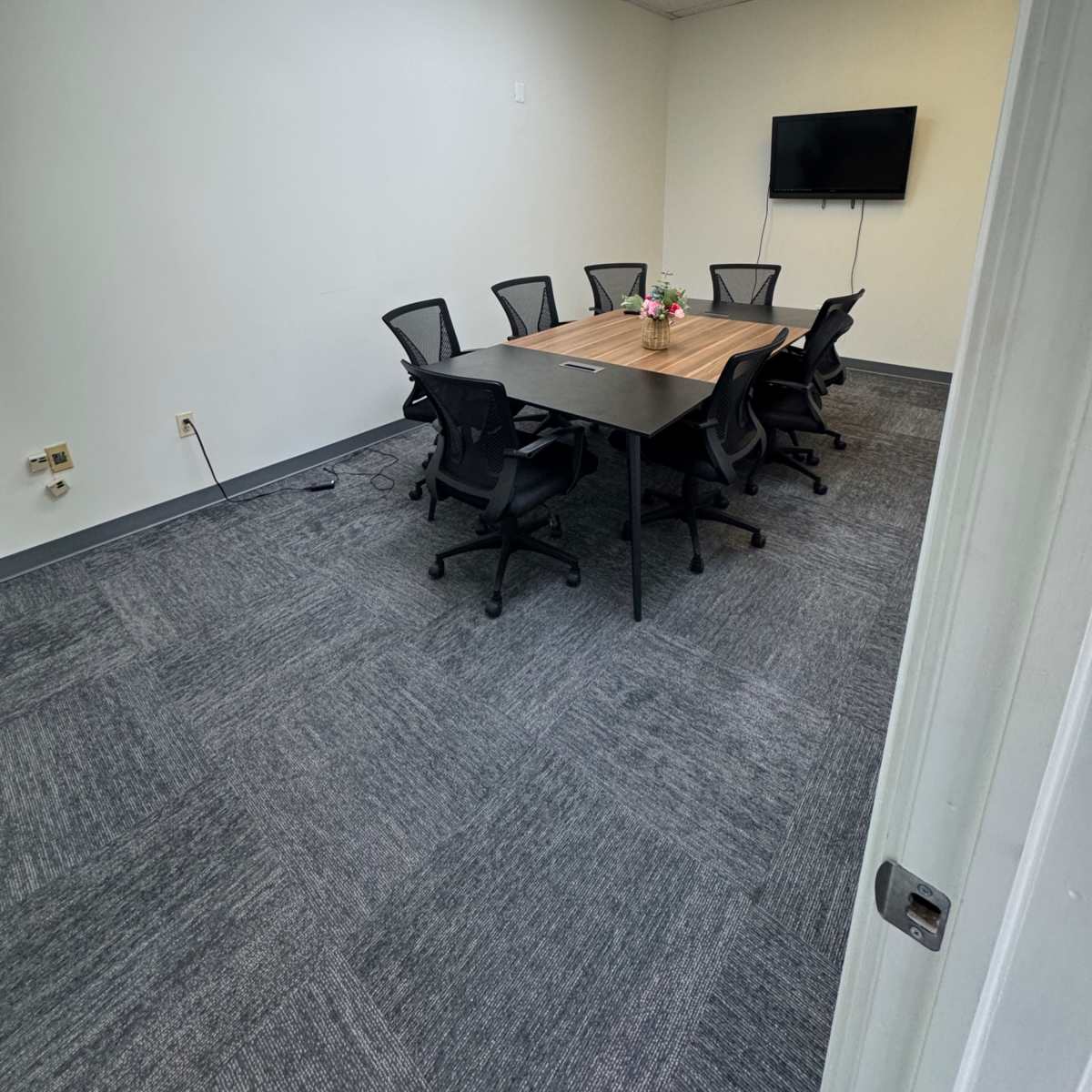 Office space,  party, celebration or church service in Lanham Image in Glenn Dale, Lanham, MD
