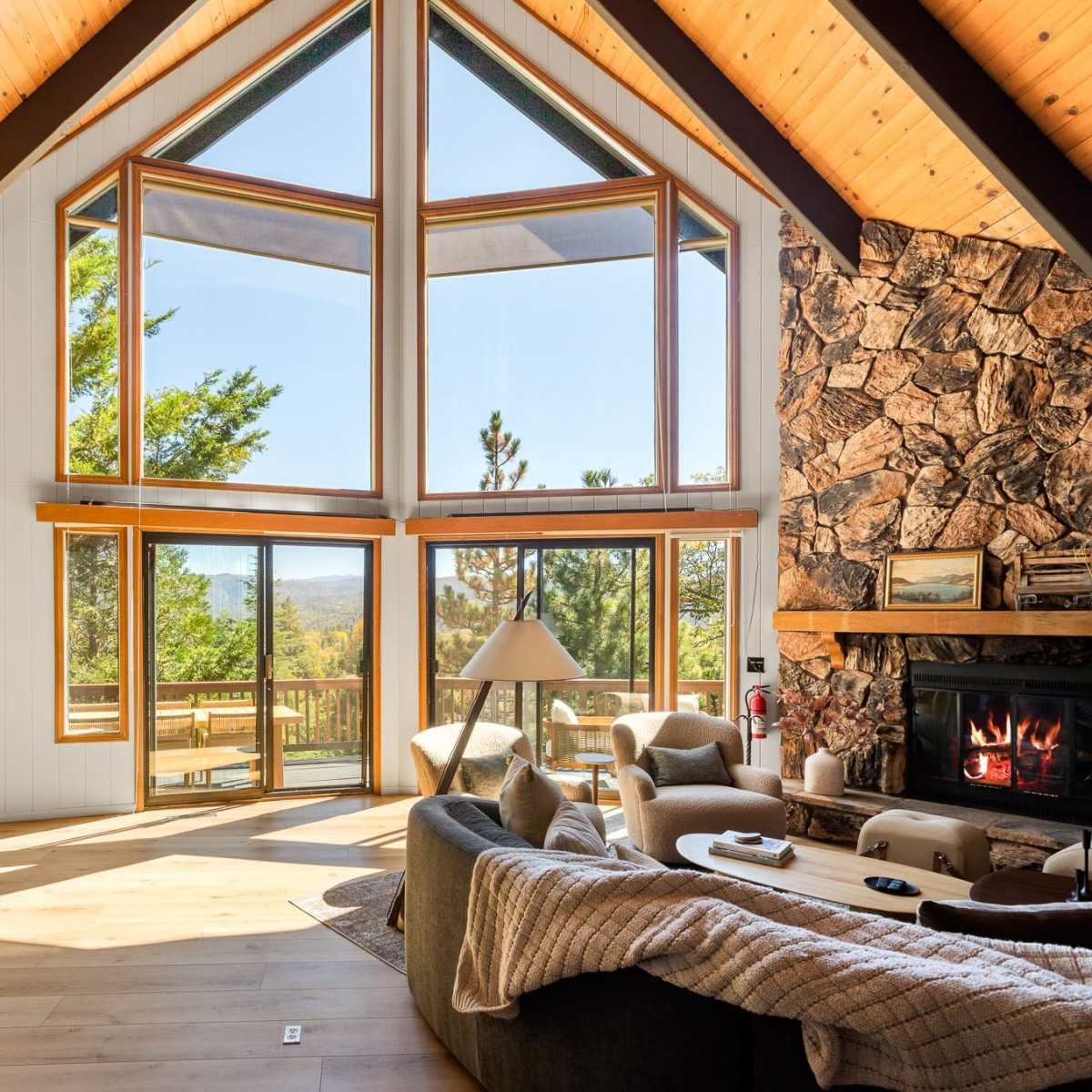 Rustic Modern Cabin in Scenic Lake Arrowhead in Lake Arrowhead Image in Lake Arrowhead, Lake Arrowhead, CA