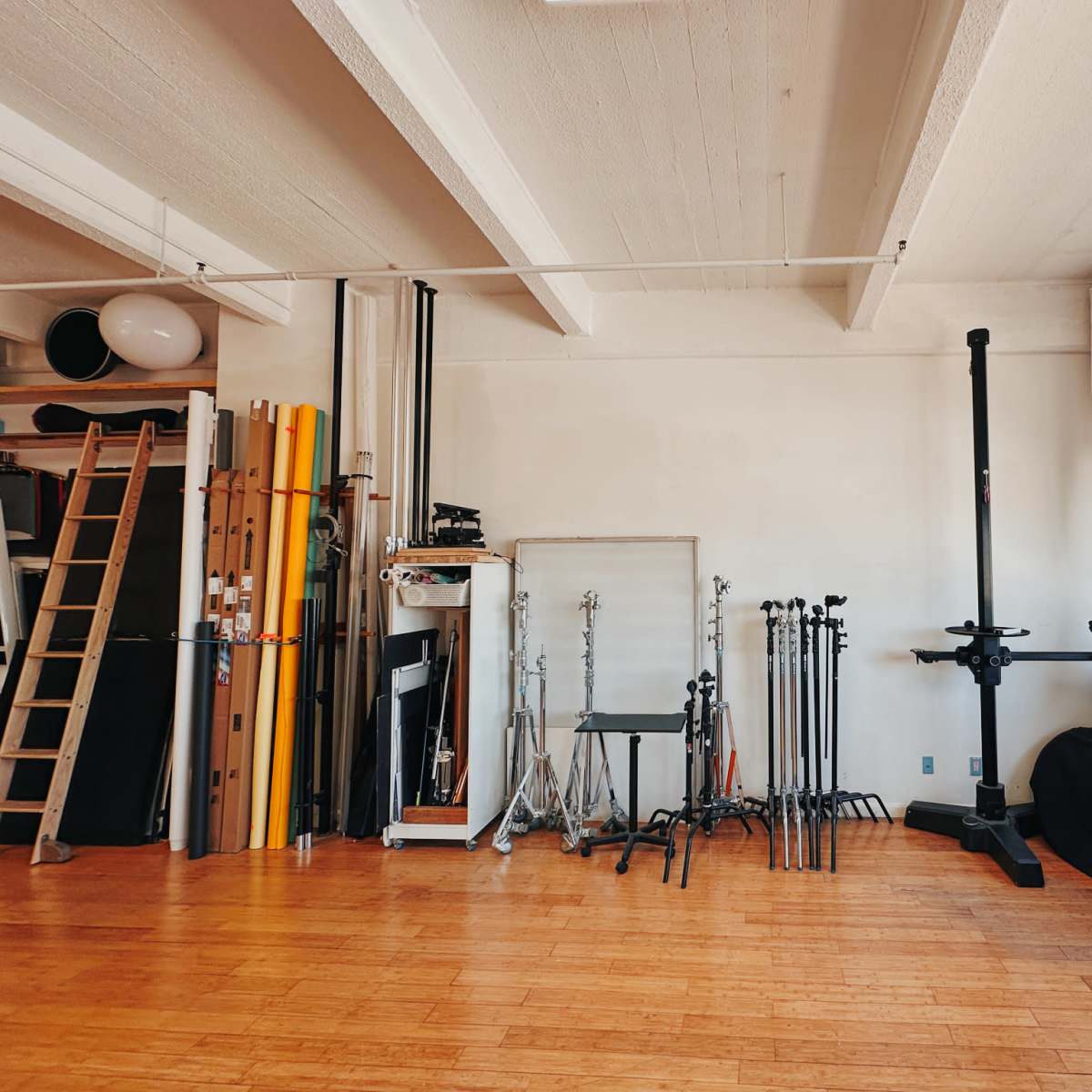 Daylight Photo Studio with Skyline View - Top of the line EQ, Grip, and Props included in Brooklyn Image in Greenpoint, Brooklyn, NY