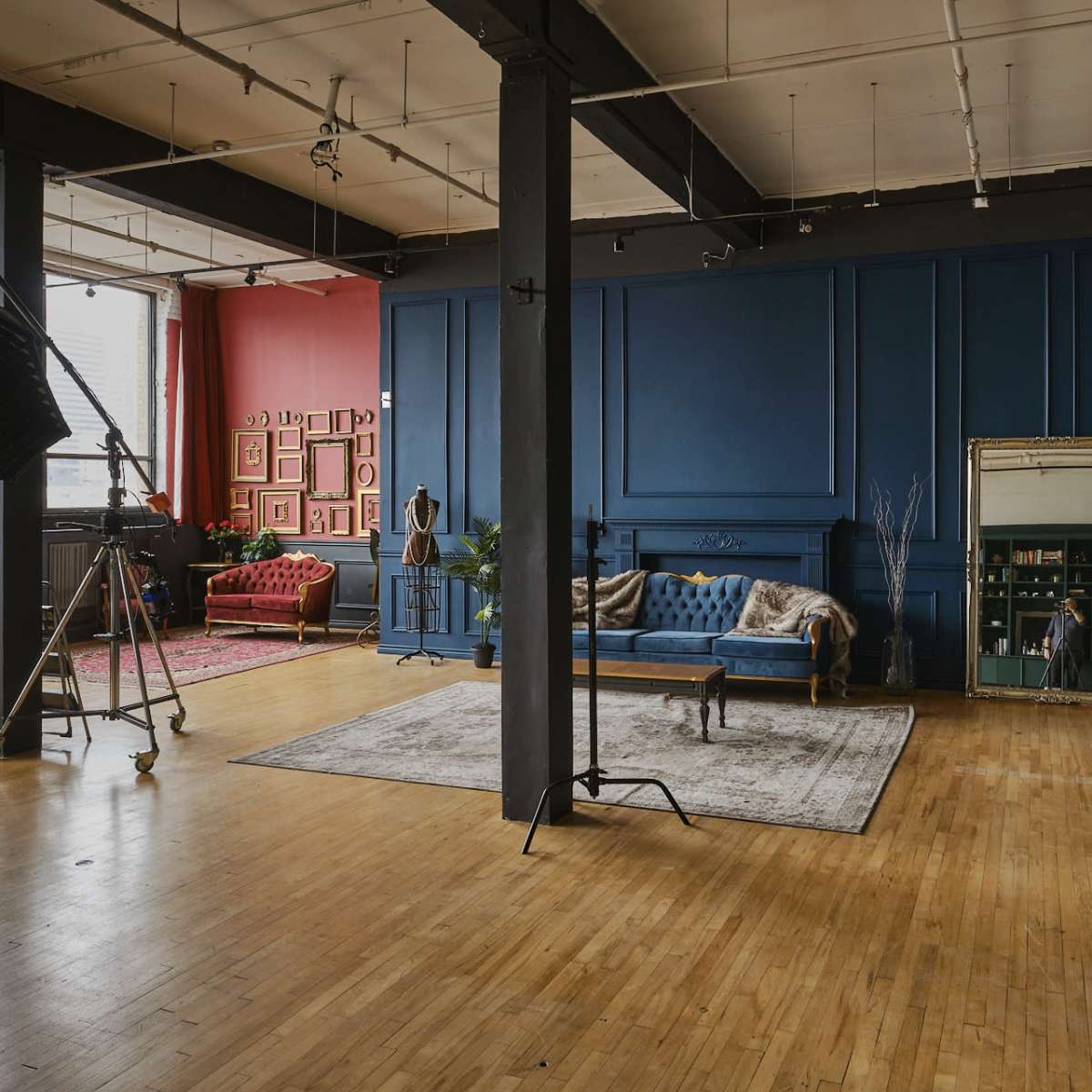 Vintage light studios online