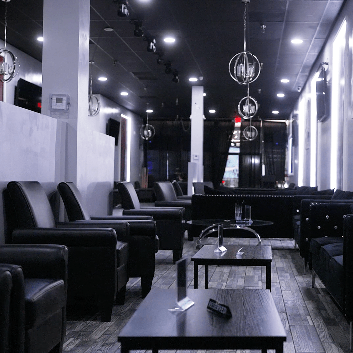 Versatile + Sophisticated Lounge with Bar, Stage, DJ Booth and More in Kissimmee Image in Four Corners, Kissimmee, FL