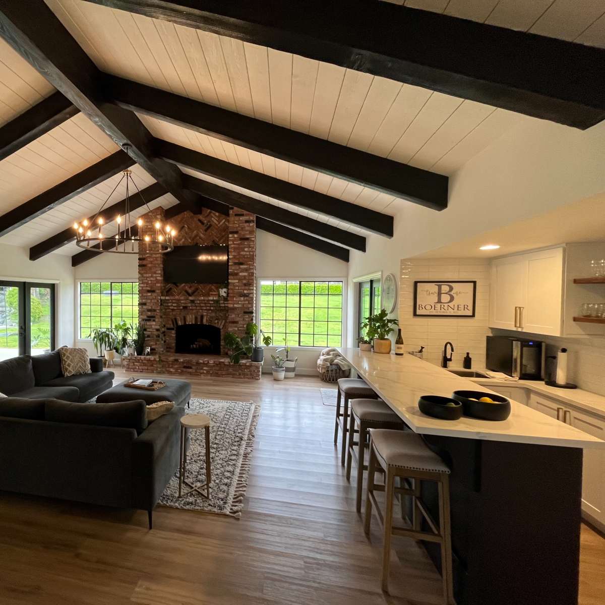Modern Farmhouse with Dreamy Yard in Vista Image in , Vista, CA
