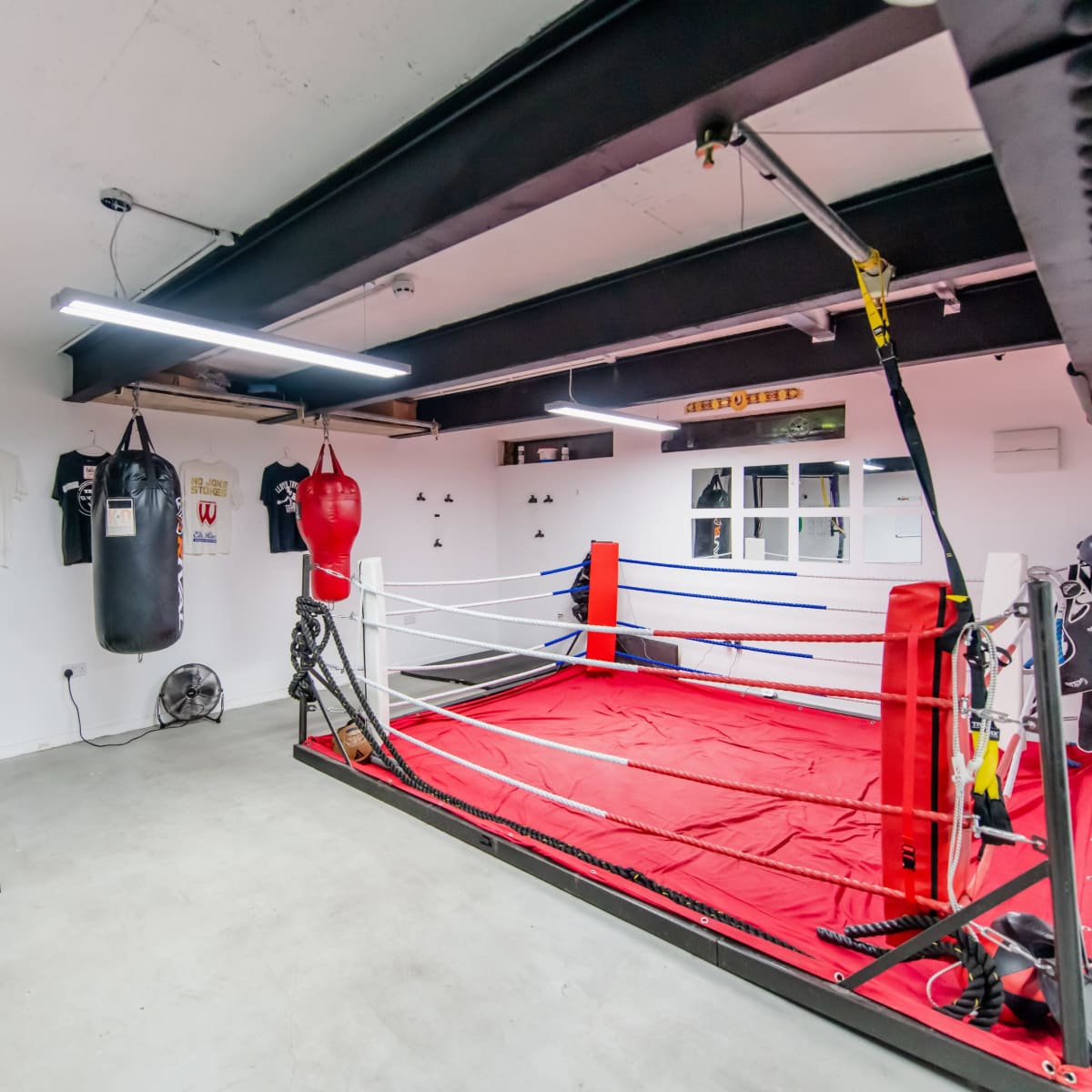 HiiT Boxing PT gym Hanger Lane Event Peerspace