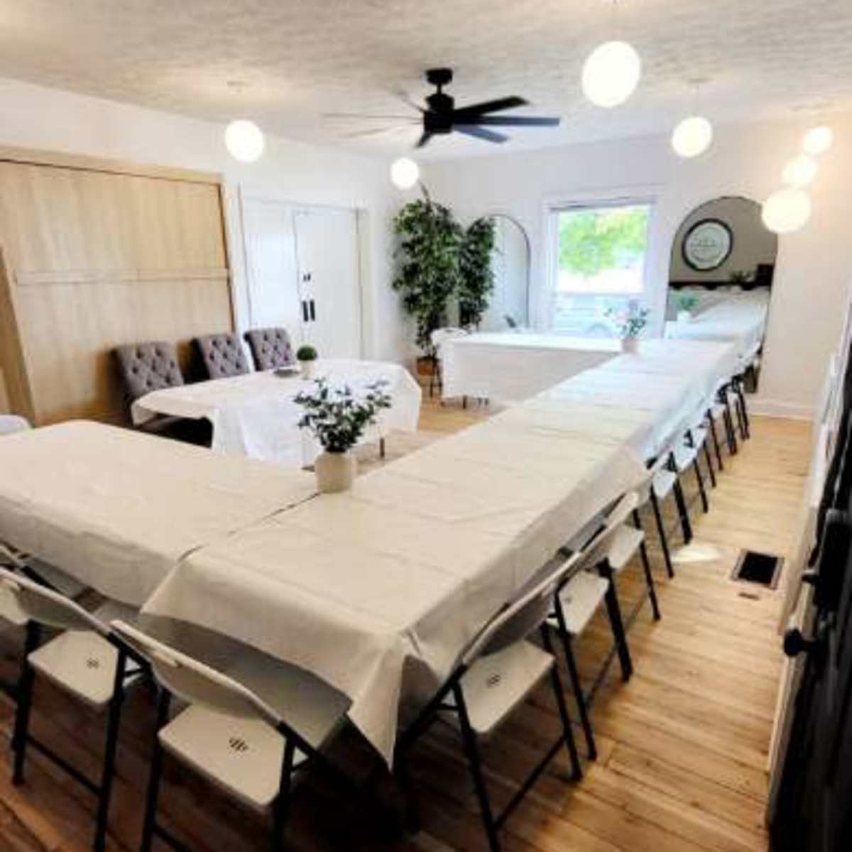 Large Studio Space With A Gourmet Kitchen, On 2 Acres In The Country, 7 Minutes From Greenwood in Whiteland Image in Pleasant Township, Whiteland, IN