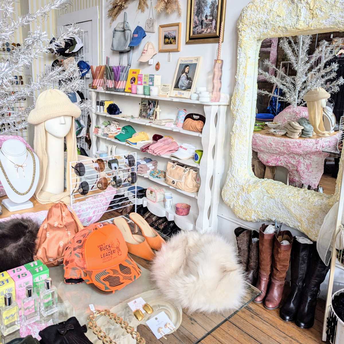 St. Paul Private Vintage Shopping in Vadnais Heights Image in Vadnais Heights, Vadnais Heights, MN