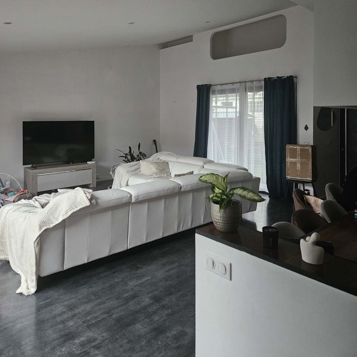 Maison/loft, zone pavillonnaire ,spacieux , jardin , terrasses in Argenteuil Image in , Argenteuil, 