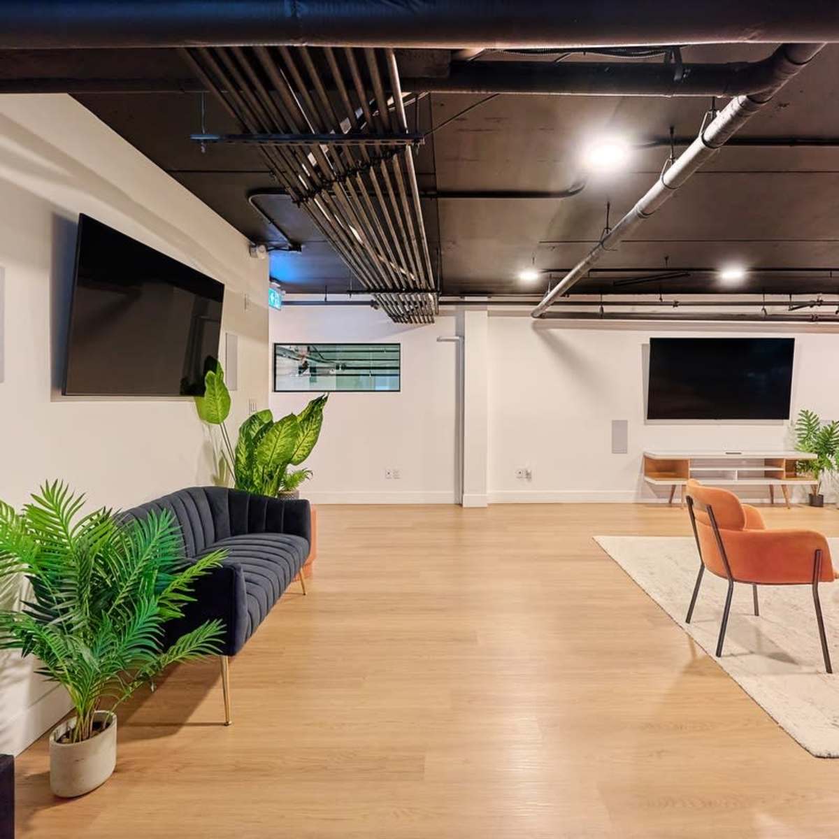 Urban Loft: Events, Gatherings, Workshops in Surrey Image in East Newton Business Park, Surrey, BC