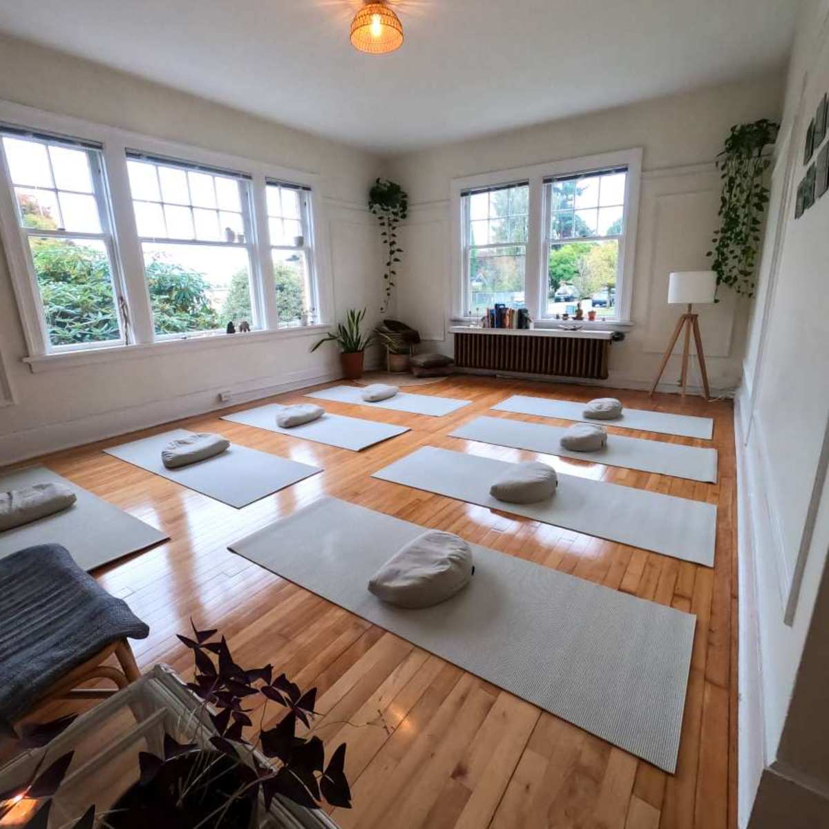 Kitsilano Home Studio with a View of the North Shore Mountains in Vancouver Image in West Side, Vancouver, BC
