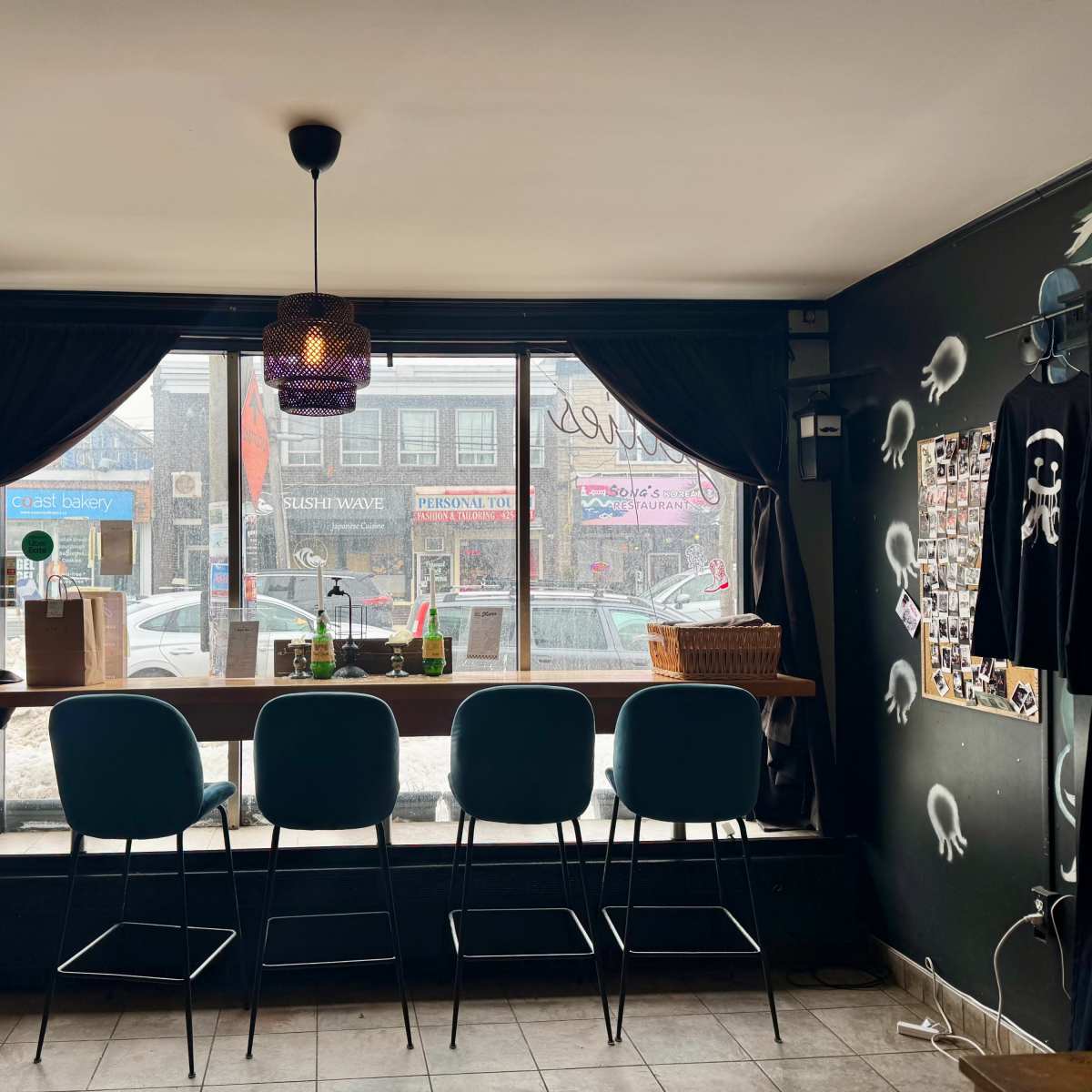 Small restaurant space on Quinpool Road, Halifax | Production | Peerspace