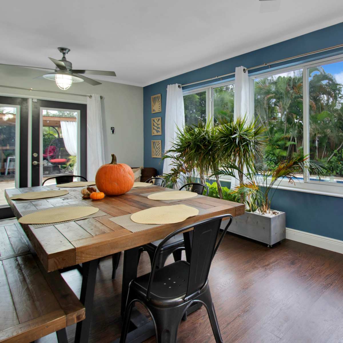 🌴3BR HEATED and Salt Water Pool Home | FTL Airport/Beaches/Las Olas in Fort Lauderdale, FL Image in South Fort Lauderdale, Fort Lauderdale, FL, FL