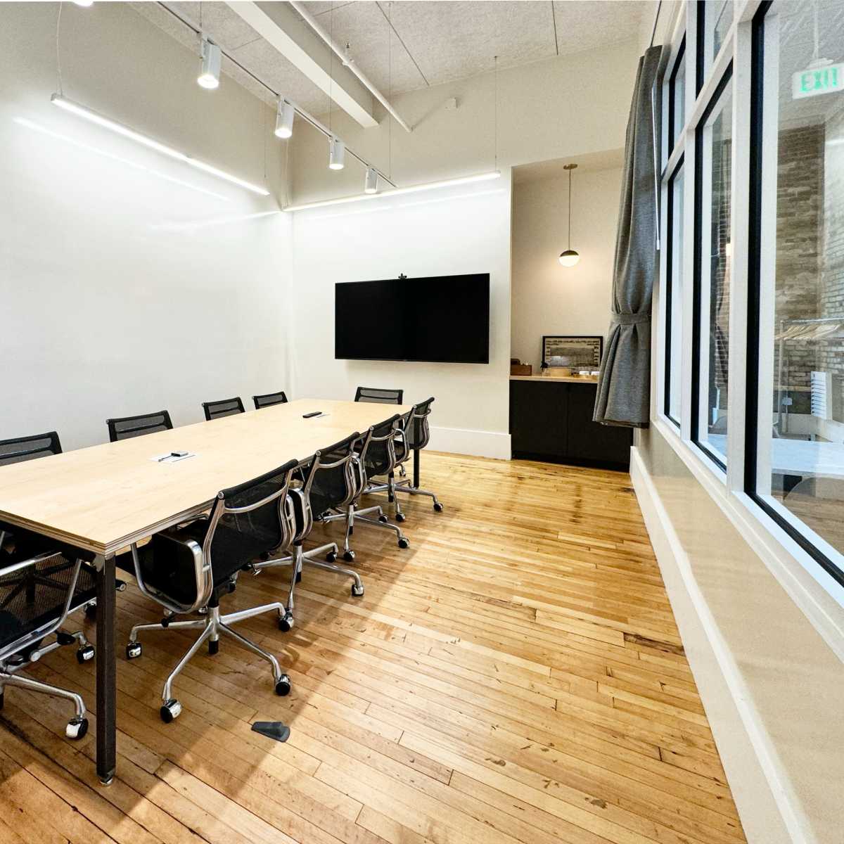 Stylish, Gorgeous Meeting Room in Cool Boston Location in Boston Image in Jamaica Plain, Boston, MA
