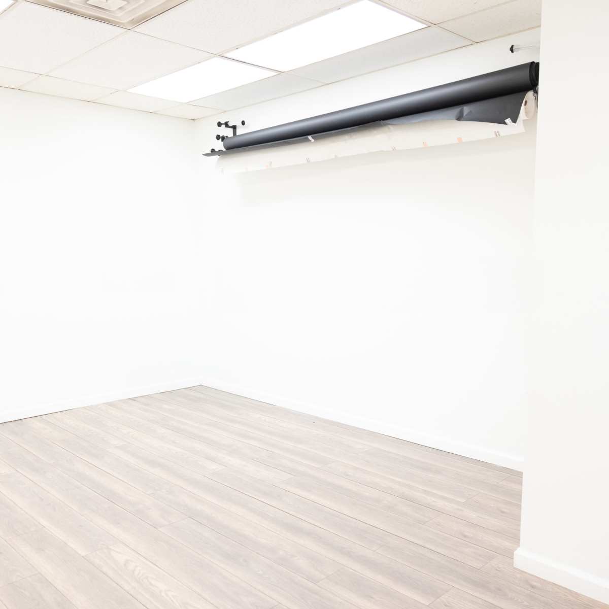 Elegant Hideaway Content Studio: A Modern, Intimate Space in Trainer Image in Trainer, Trainer, PA