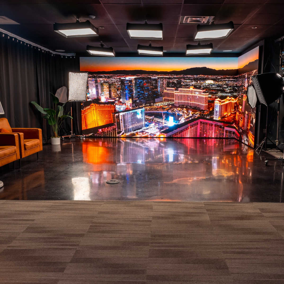 Downtown LED Wall Studio in Dallas Image in Dallas Downtown Historic District, Dallas, TX