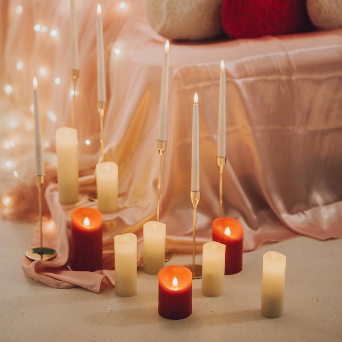 White Studio In St Paul With A Cute Valentine Bed & Fireplace in St Paul Image in Dayton's Bluff, St Paul, MN