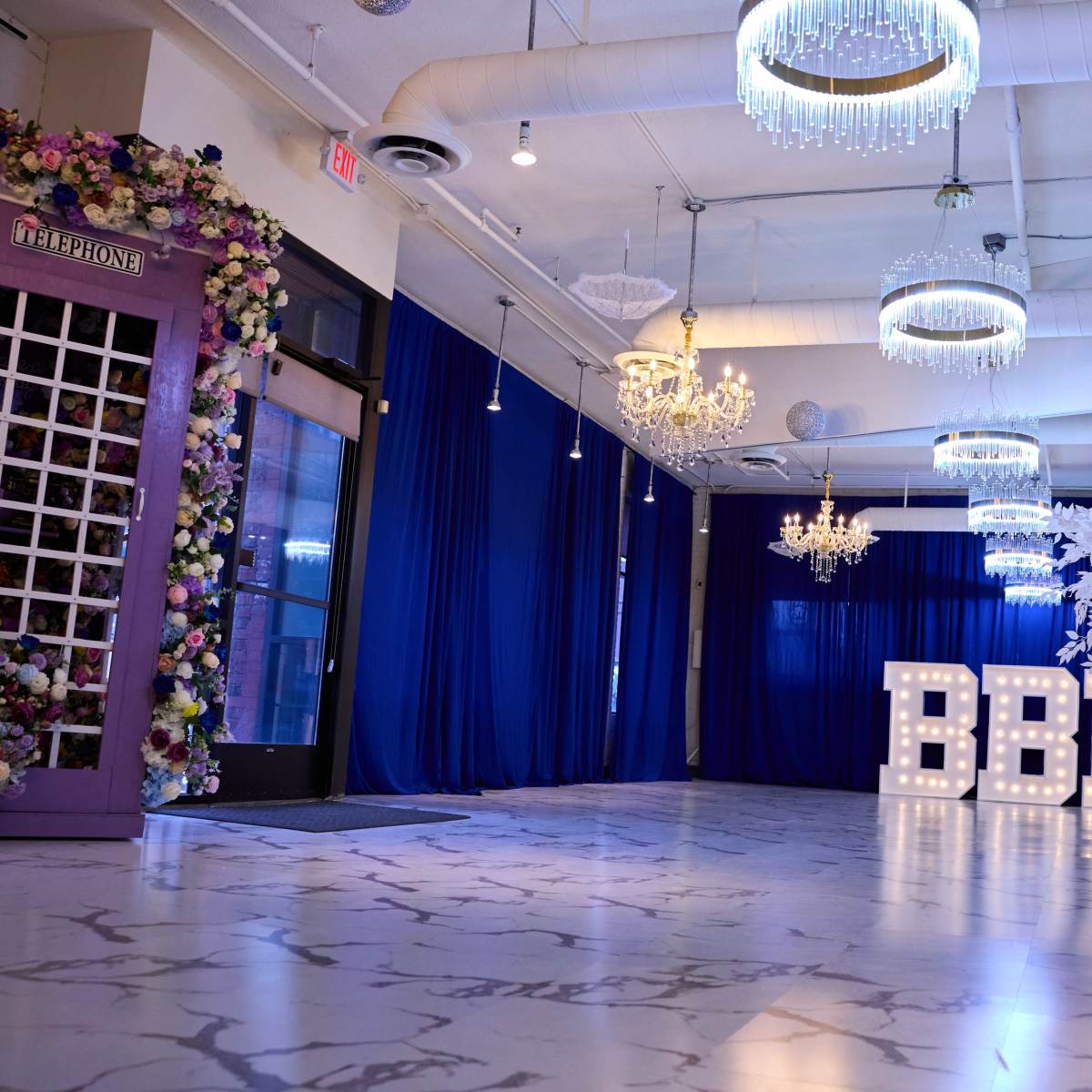 The Luxe at Harmon by BBE - Full Space in Minneapolis Image in Downtown West, Minneapolis, MN
