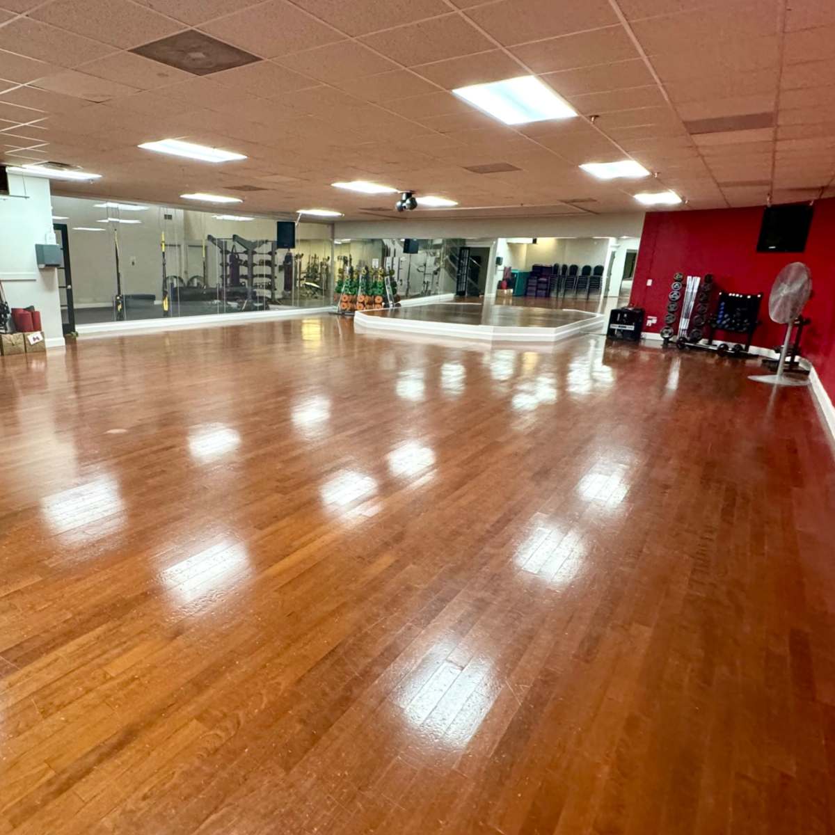 1850 sq ft room with fitness equipment & audio in Marietta Image in , Marietta, GA