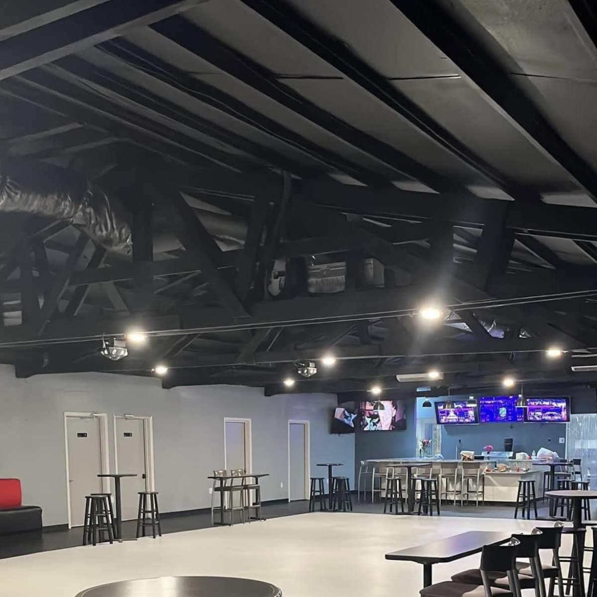 Dance Club equipped with bar and kitchen in RIVERVIEW Image in Riverview, RIVERVIEW, FL