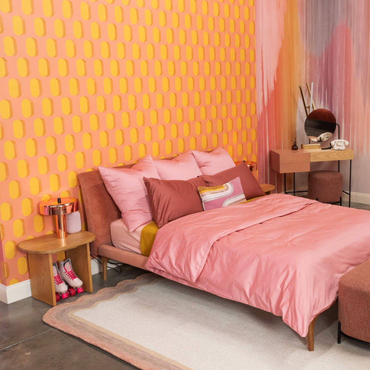 Spacious Colorful Retro Multiset Studio, Van Nuys, CA | Production ...