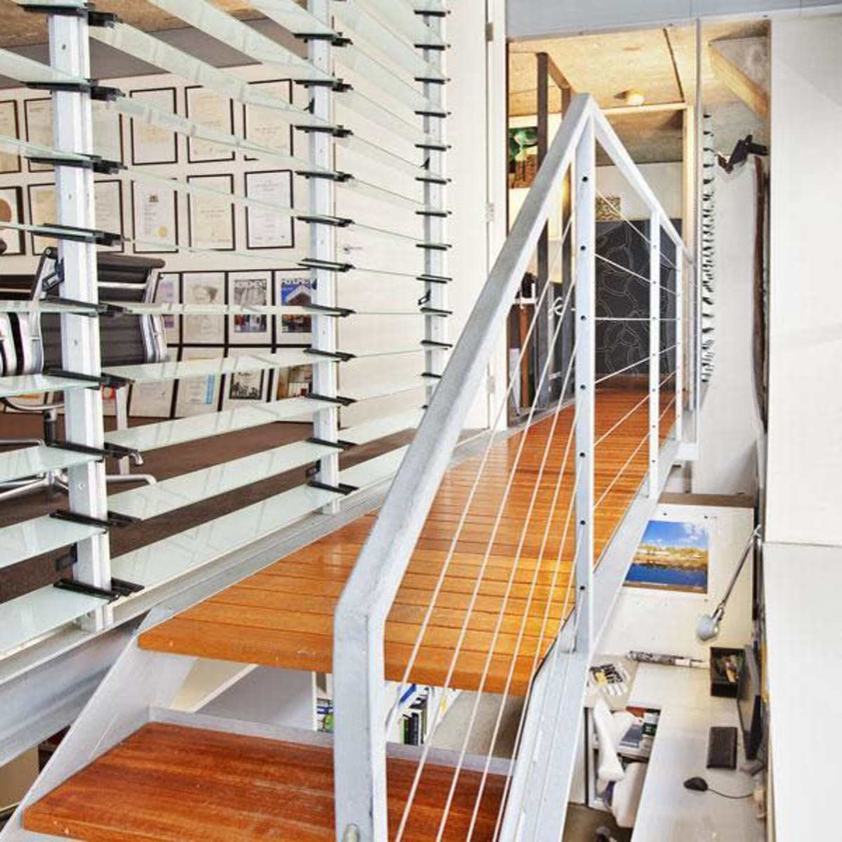 RARE!! MASSIVE LUXURIOUS DESIGNER WAREHOUSE with MASSIVE PRIVATE ROOFTOP GARDEN w PANARAMIC CITY VIEWS! MULTI AWARD WINNING ARCHITECTURALLY DESIGNED BY WORLD REKNOWN ARCHITECT DALE JONES-EVANS!! PERFECT SURRY HILLS LOC & FREE ONSITE GARAGE PARKING FOR MULTIPLE CARS!!! in Surry Hills Image in Surry Hills, Surry Hills, NSW