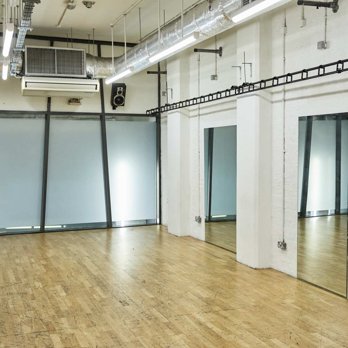 Dance/Rehearsal Studio in London Image in West End, London, ENG