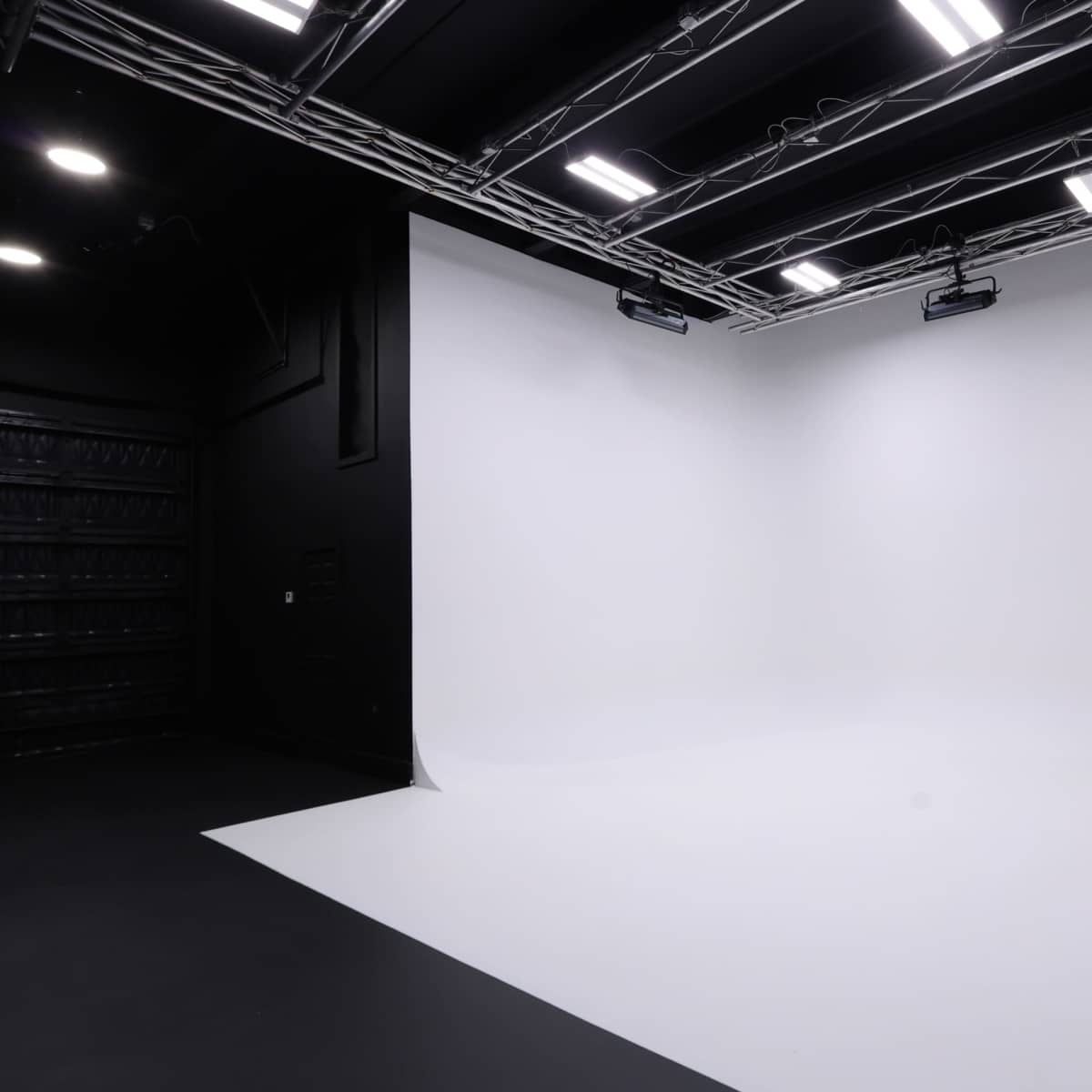 Film and Photo Studio in Hialeah Image in Hialeah, Hialeah, FL