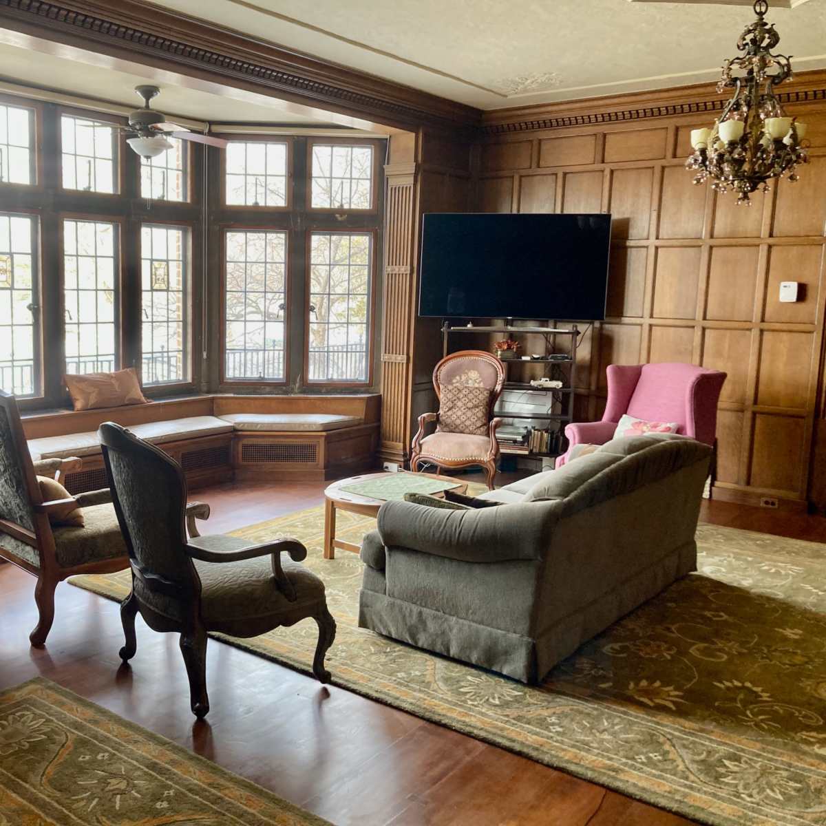 Production Space in Historic Urban Mansion in Minneapolis Image in Lowry Hill, Minneapolis, MN