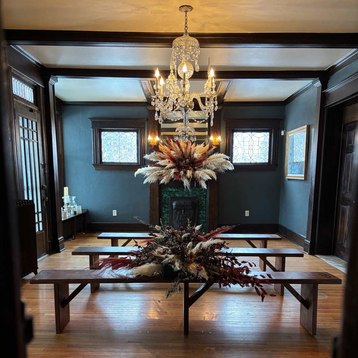 Timeless Elegance: Your Victorian Escape in the Heart of the City in Pontiac Image in Unity Park Neighborhood, Pontiac, MI