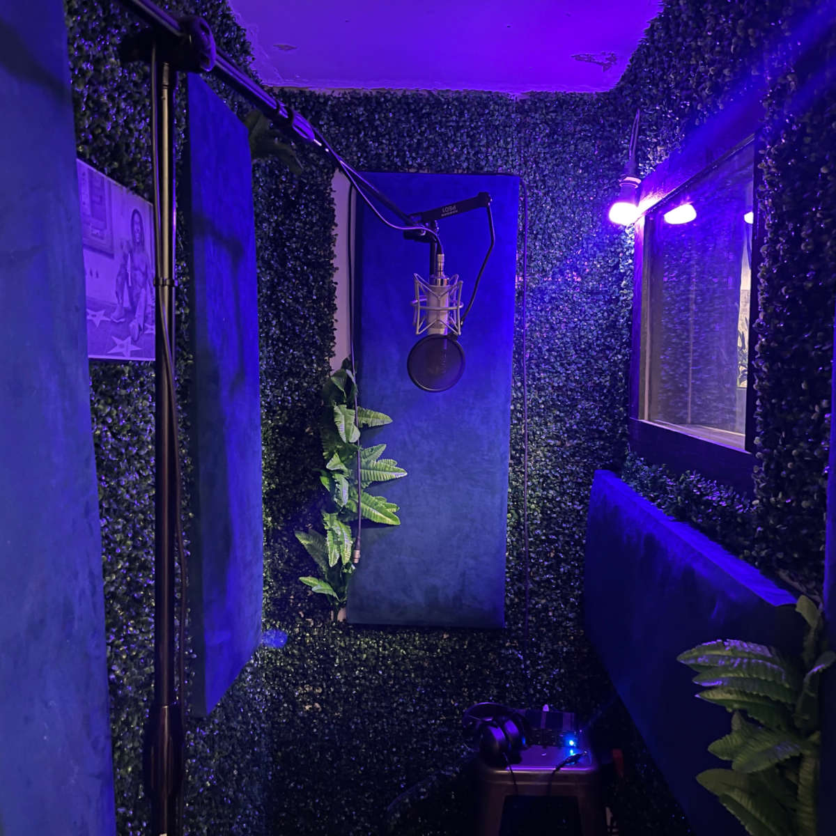 Intimate Recording Studio with Vocal Booth, Valley Glen, CA ...