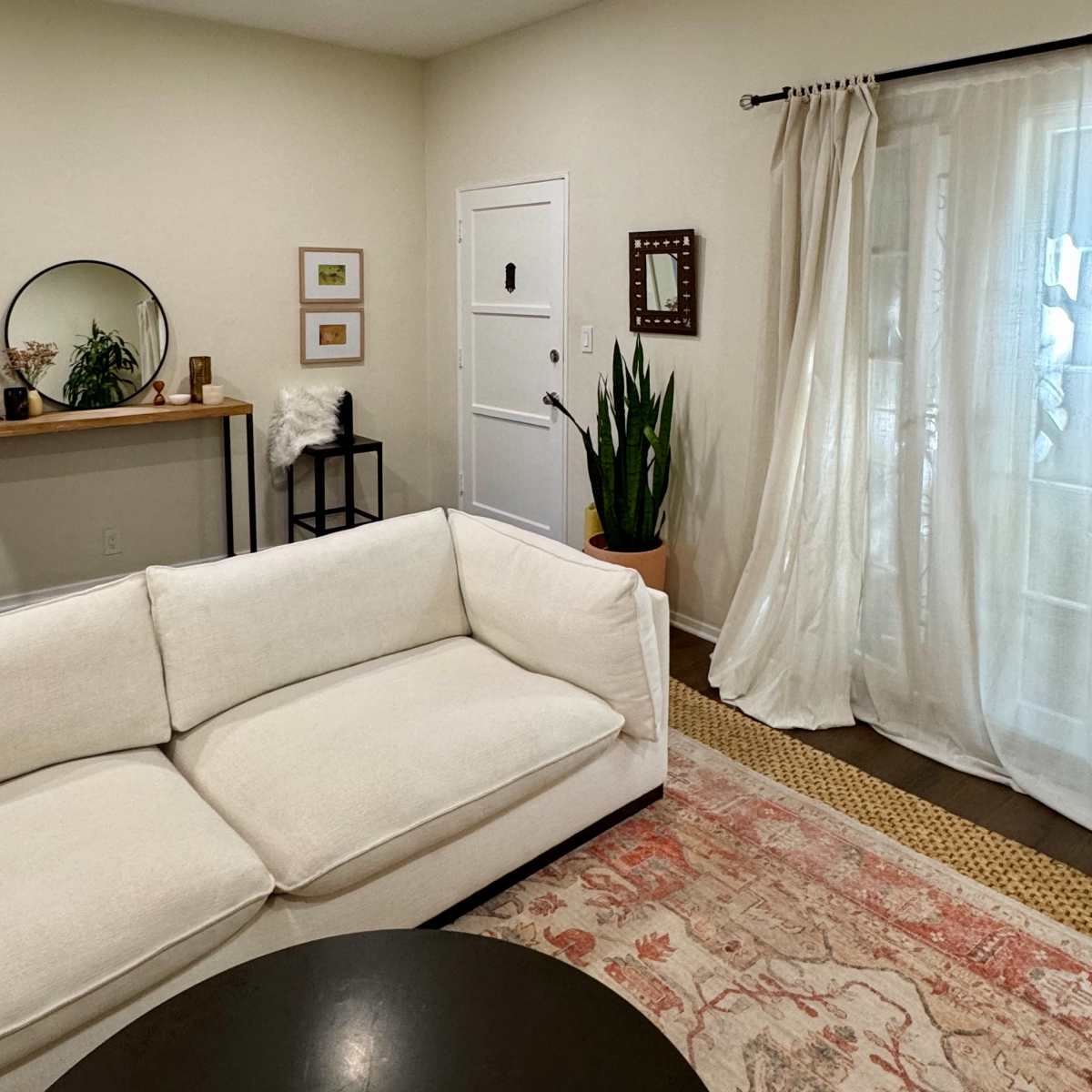 Airy and Chic California Casual Home With Clean Lines, Warm Neutrals