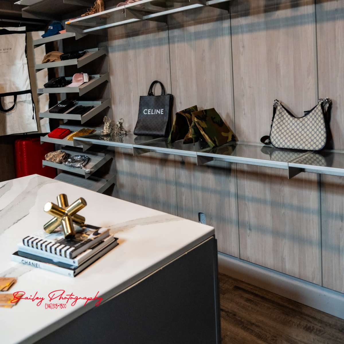 Modern Stylish Closet in Houston Image in Spring Branch East, Houston, TX