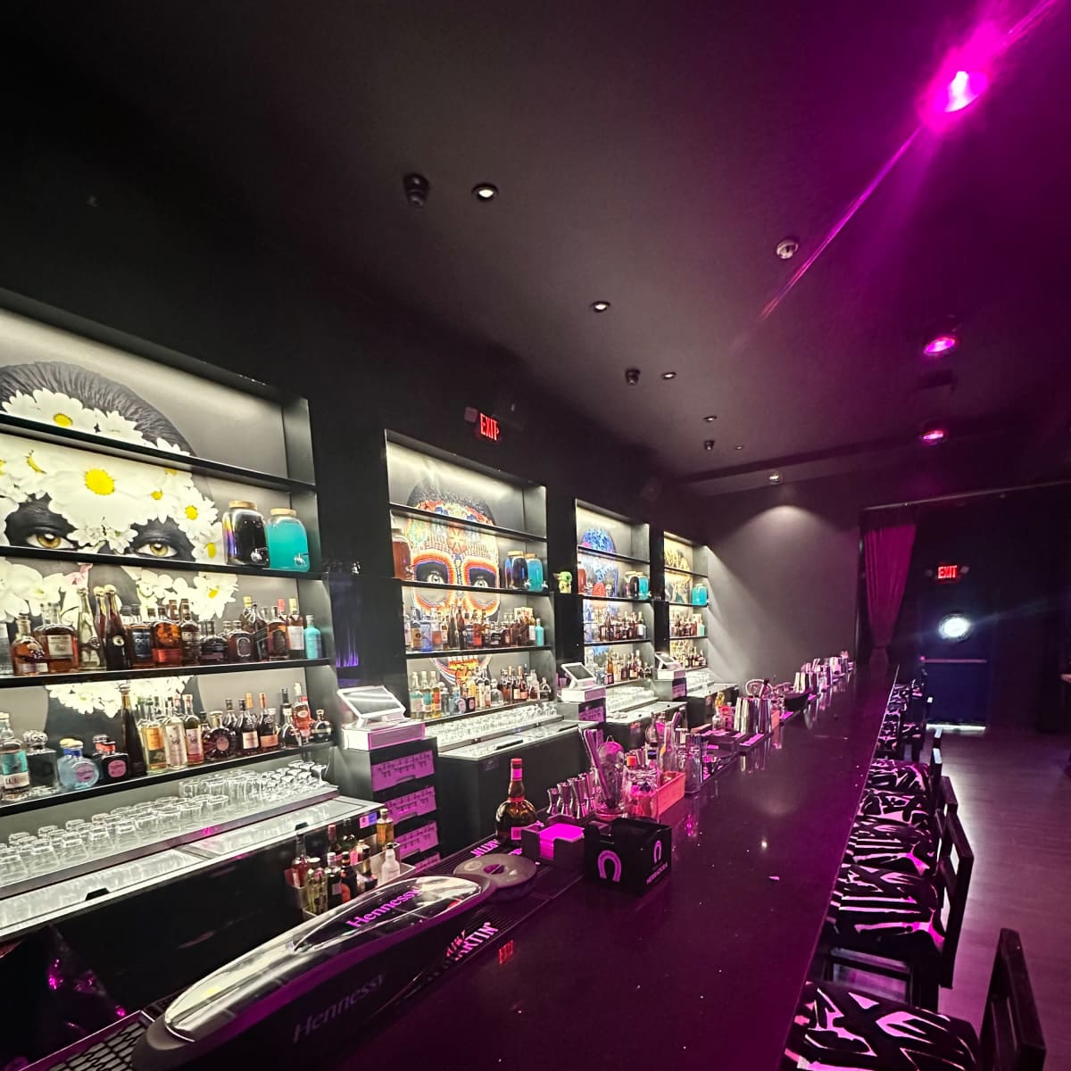 M Bar Ultra Lounge | Downtown Atlanta Bar and Lounge 