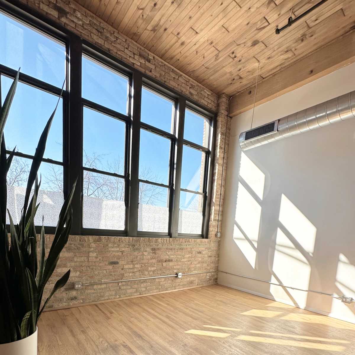 SR Studios Natural Light Loft Photography Studio in Lakeview Chicago IL Production Peerspace