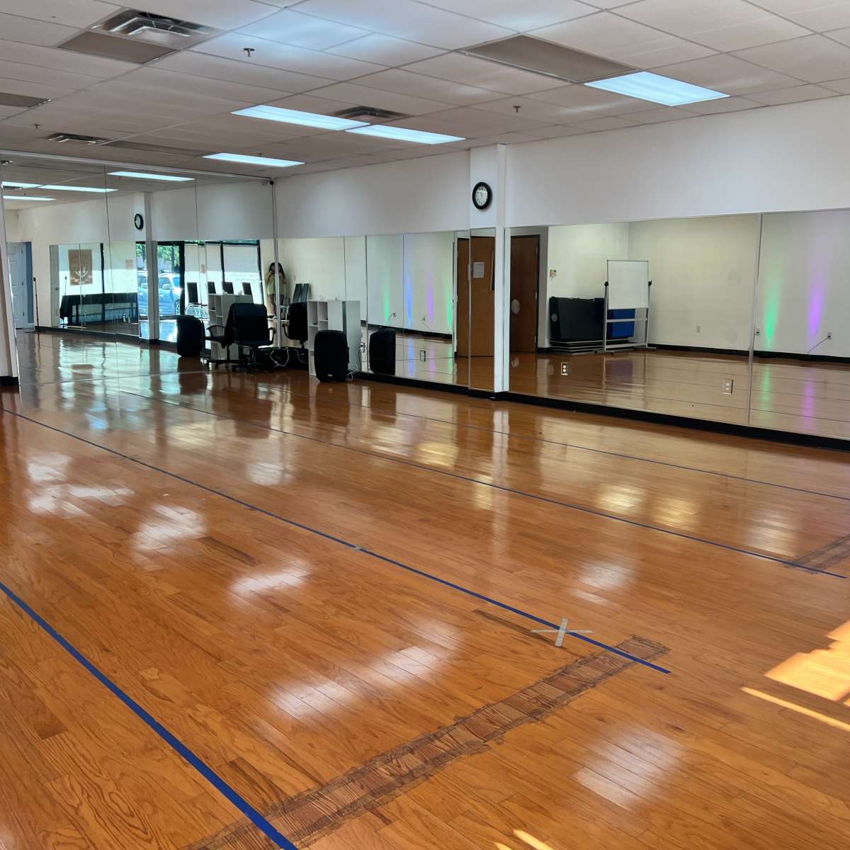 Rhythmic Room in the heart of Suwanee, GA in Suwanee Image in Suwanee, Suwanee, GA