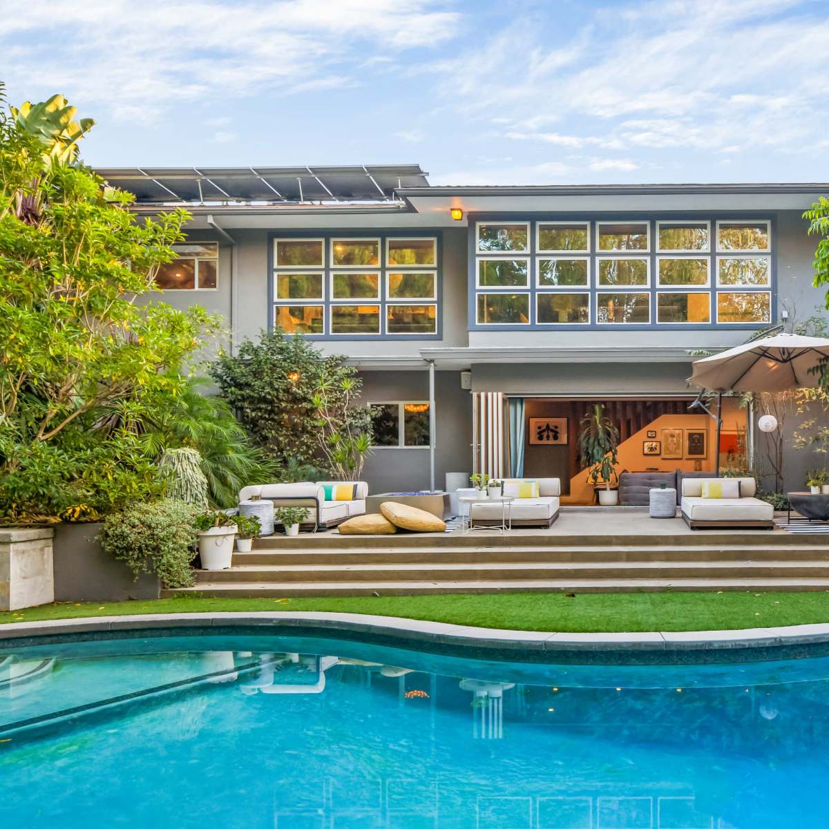 RETRO CHIC MID-CENTURY MODERN  HOME in View Park Image in South Los Angeles, View Park, CA