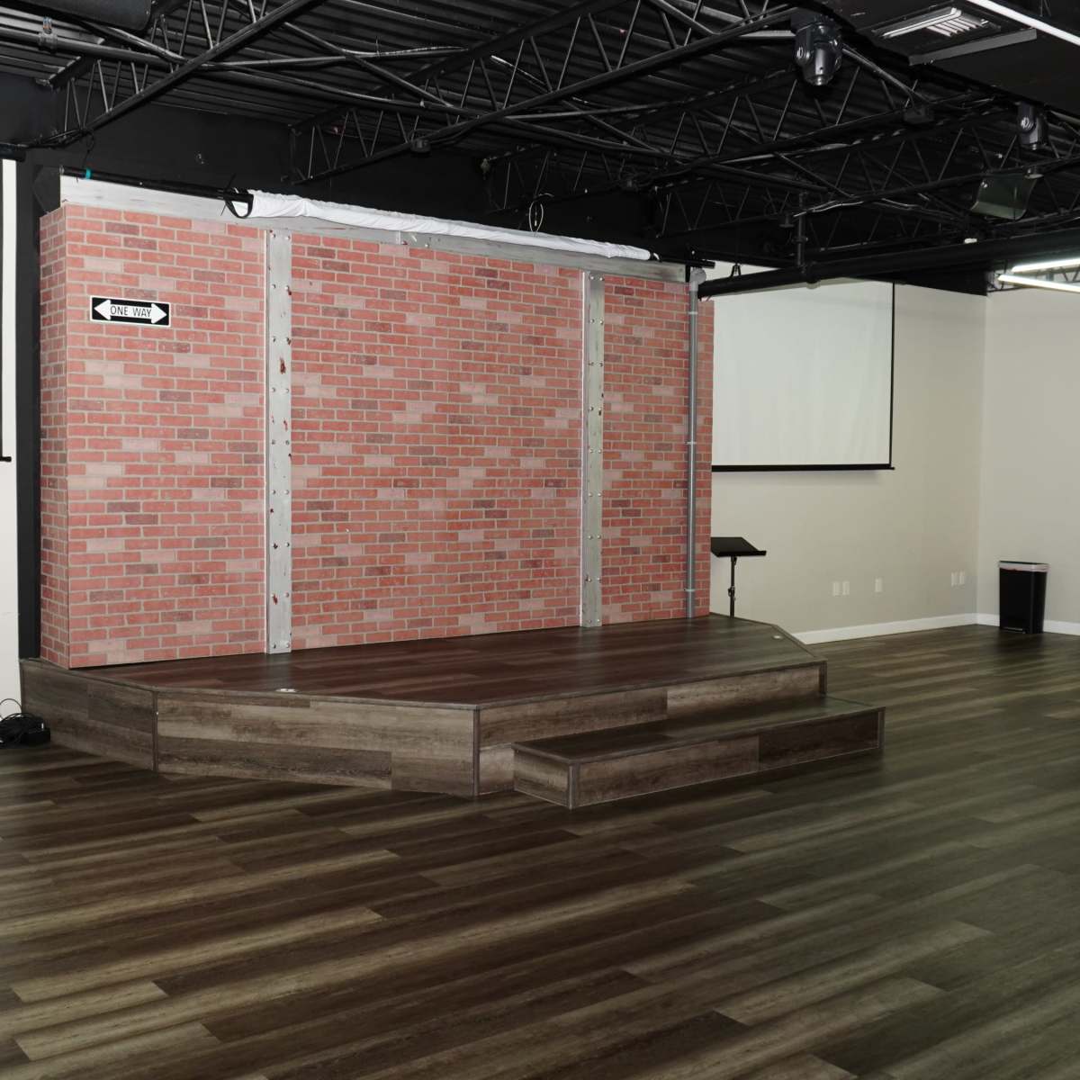 Meeting Space with Multi Use Facility in Orlando Image in Colonial Town Center, Orlando, FL