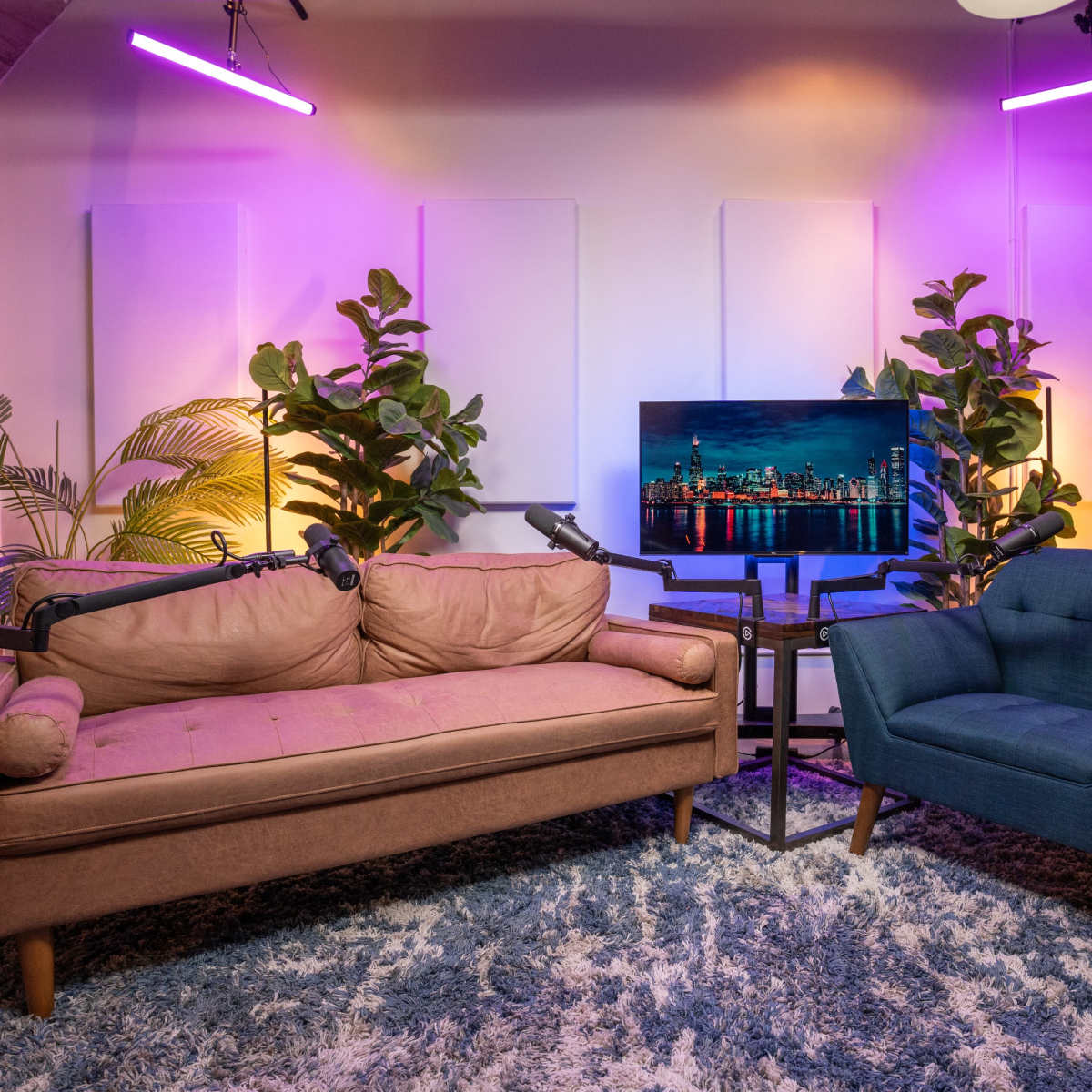 Beautiful Video Podcasting Studio in Lakeview in Chicago Image in Lake View, Chicago, IL