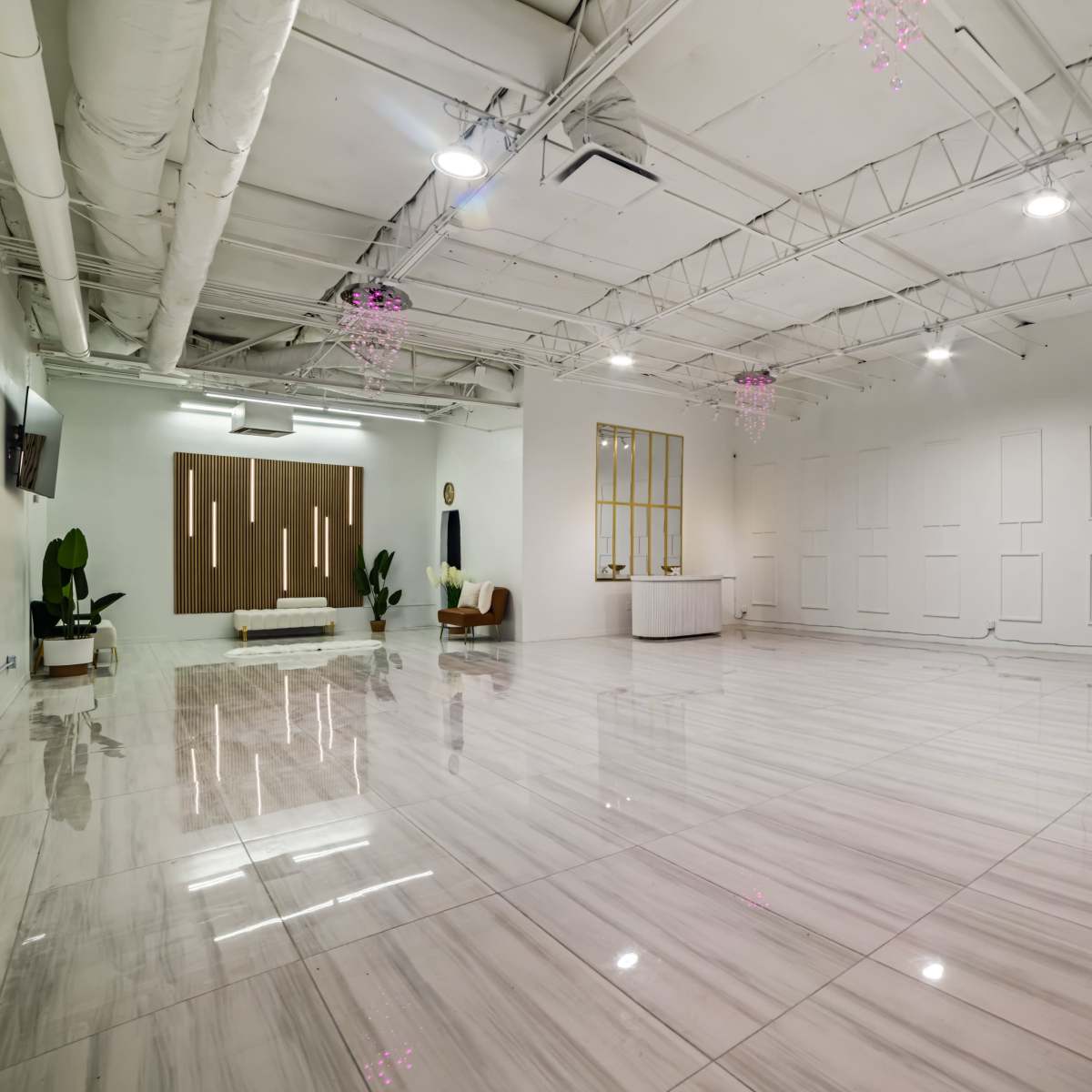 DFW Elegant Chic Modern-Style Event Space with Luxe Aesthetics for an Events, Photoshoots, Showers, Parties and Classes | Le 8 Event Space in Richardson Image in Richardson, Richardson, TX