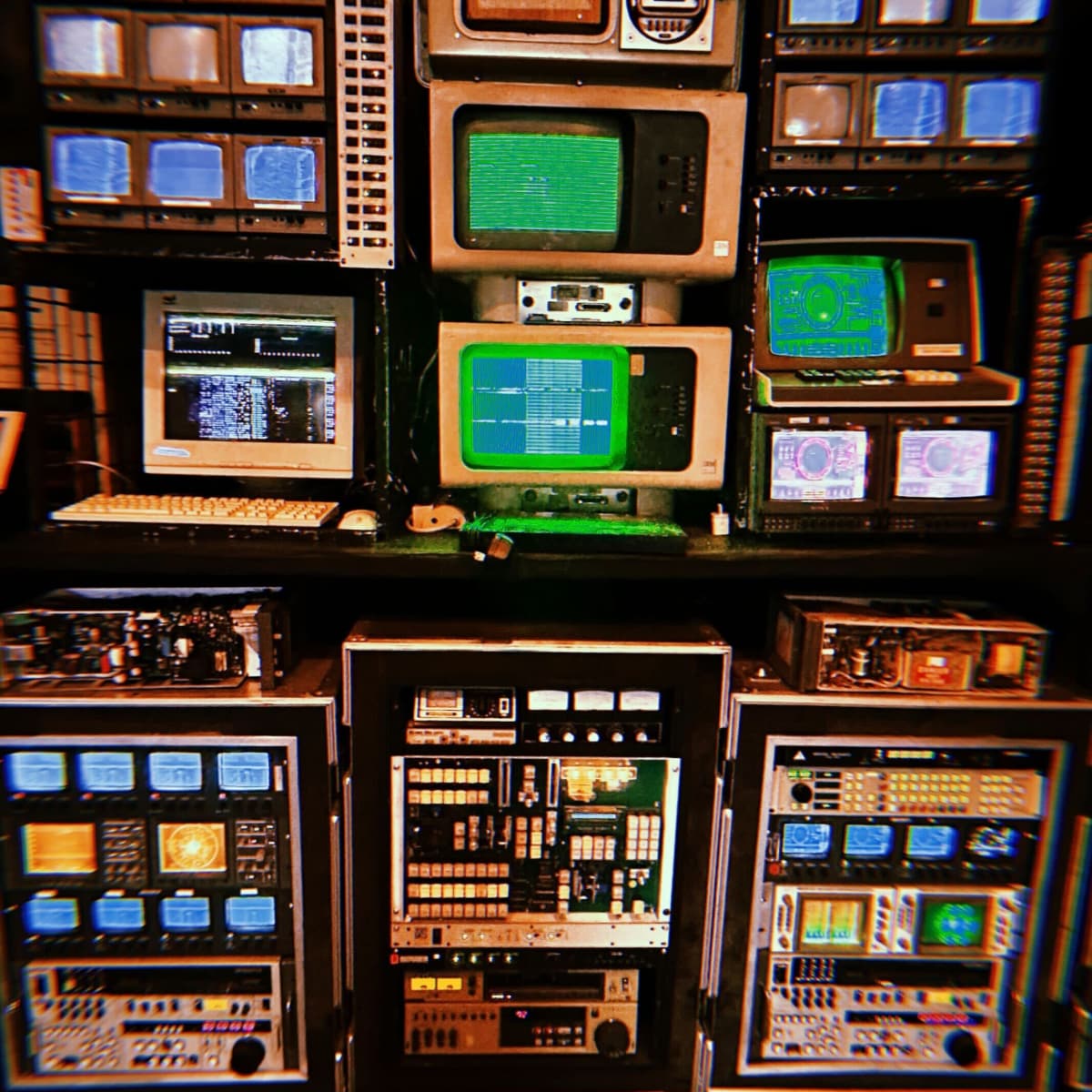 Sci-fi Cyber Tech Computer Set, Los Angeles, CA | Production | Peerspace