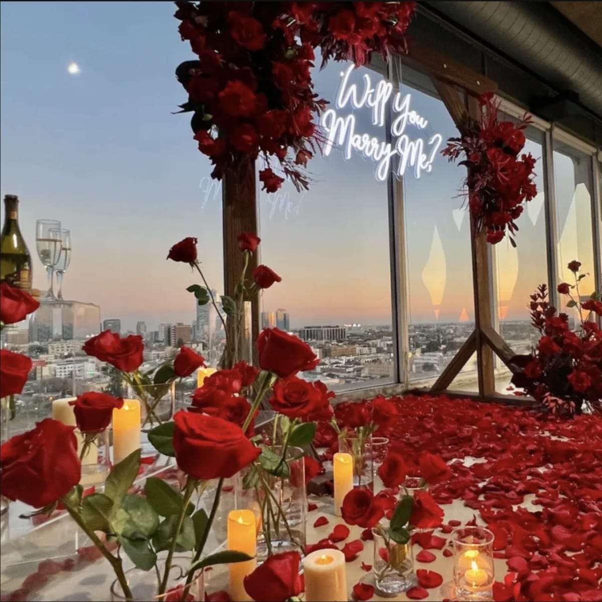 Curated visual reference: Fresh Look at Spacious Penthouse Loft W Iconic Skyline Lake View Los Angeles
