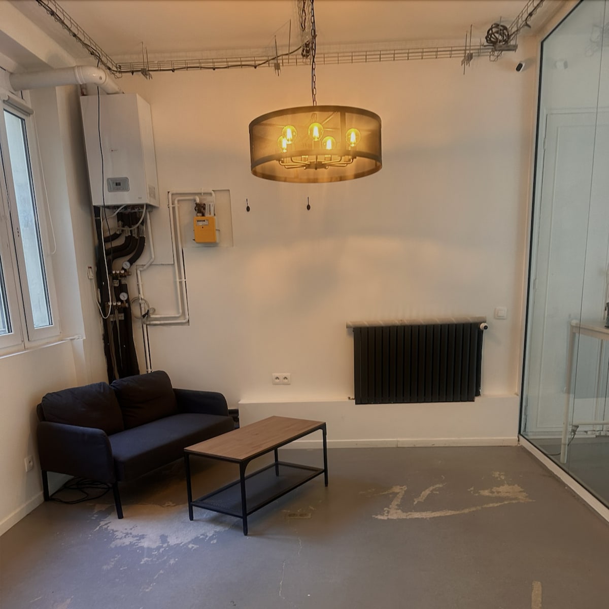 Showroom ''Espace polyvalent'' 10eme paris in paris Image in St Vincent de Paul, paris, 